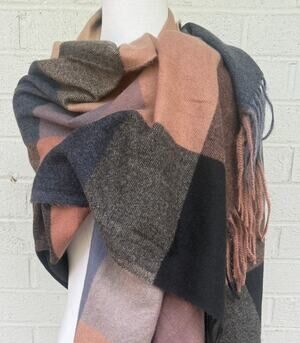 Soft Oversized Plaid Blanket Scarf Wrap Shawl Pink Blue Fringe
